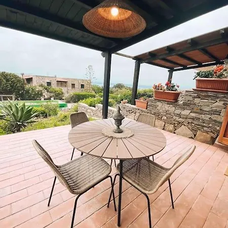 N4 Relaxing Seaview Apartament