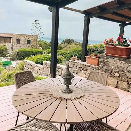 N4 Relaxing Seaview Apartament